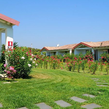 Hotel Budoni Beach Exterior photo